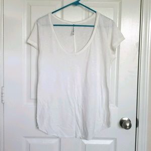 Fabletics white tee
